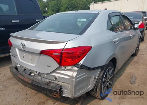 2017 Toyota Corolla Se Special Edition z USA, uszkodzony, nr VIN 5YFBURHE1HP638535